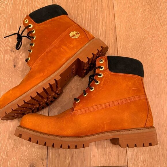 TIMBERLAND 6 INCH PREMIUM BOOTS - Picture 10 of 13